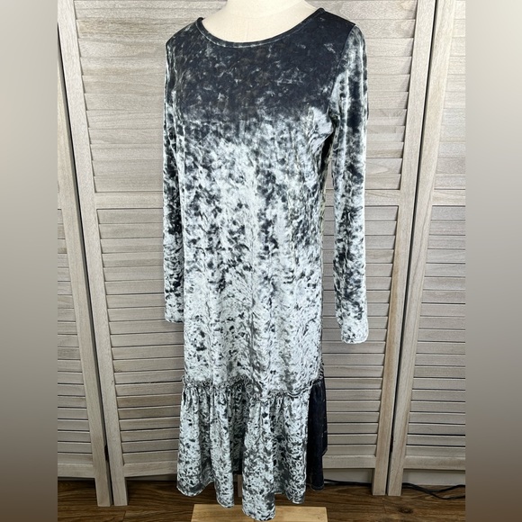 BELLA DONNA Crushed Velvet Drop Waist Long Sleeve Dress Teal-Small - Picture 3 of 4